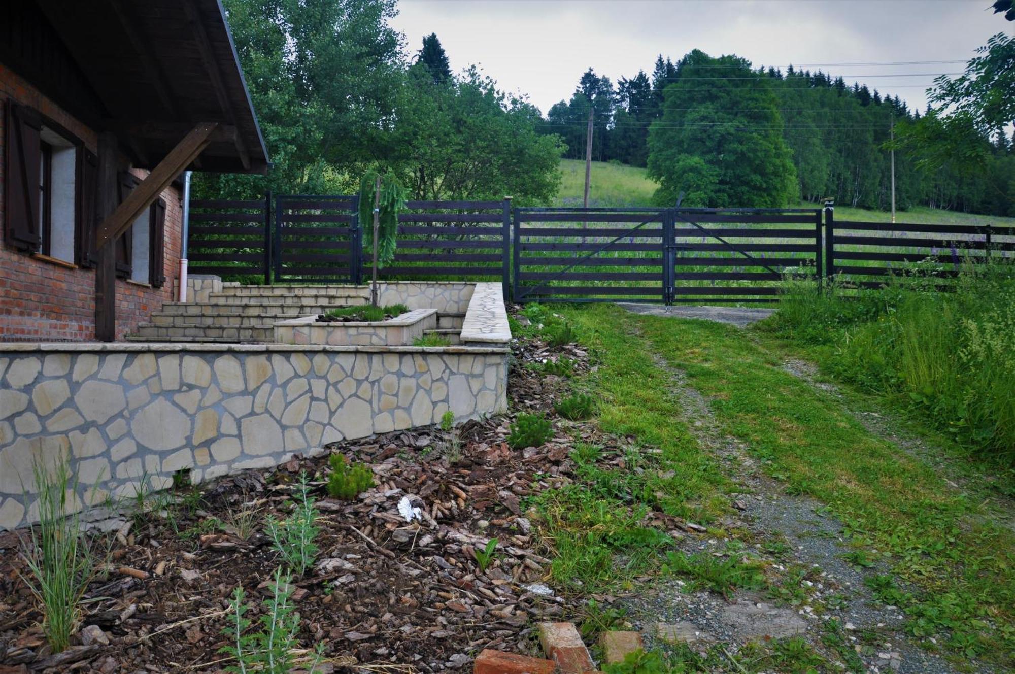 Chata Nad Dzika Orlica Z Jacuzzi Poniatow 外观 照片